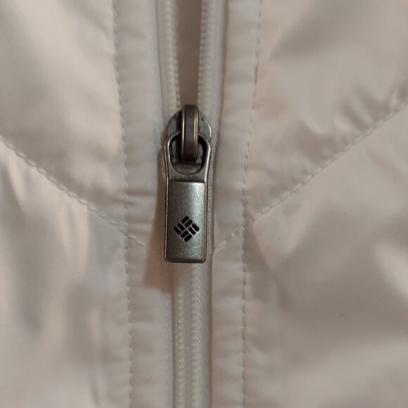 Columbia Vest - Picture 5 of 5